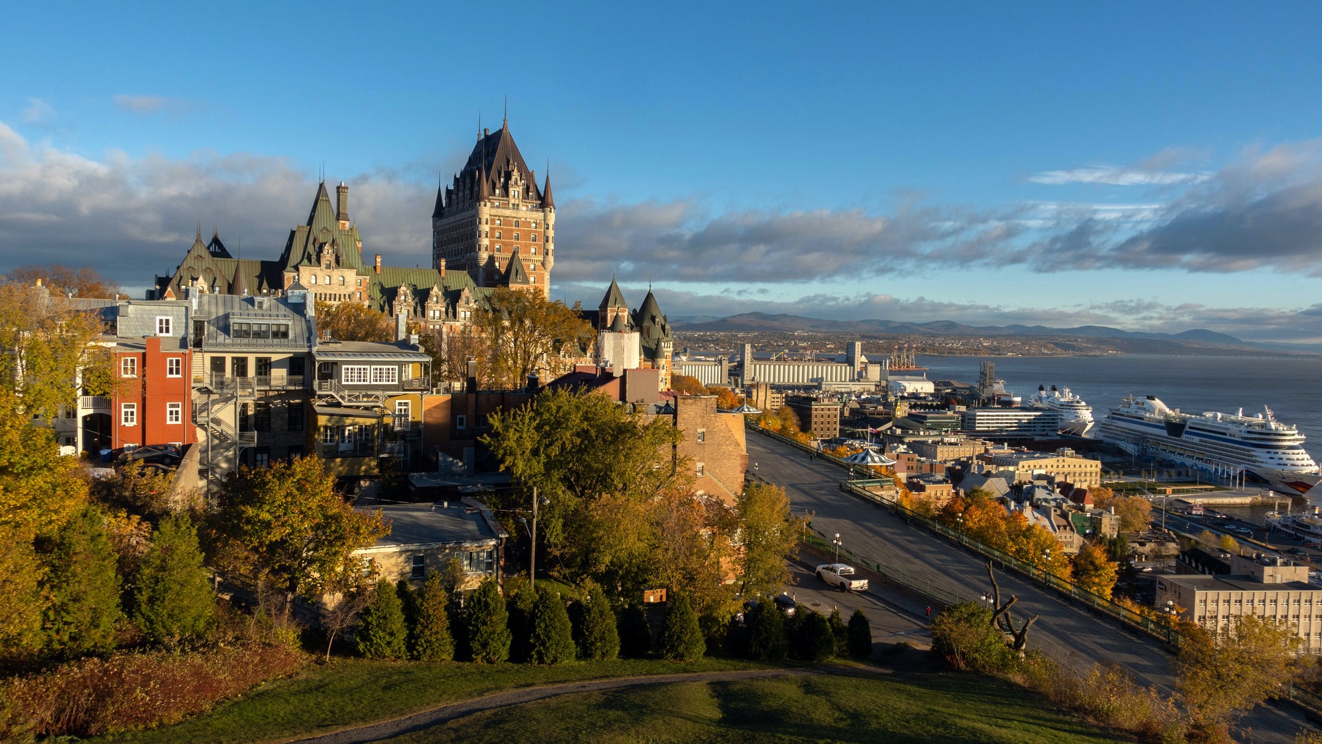 Quebec University Award