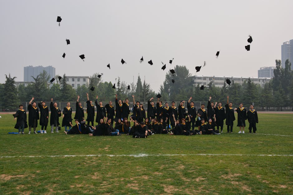 A large group of graduates celebrating b